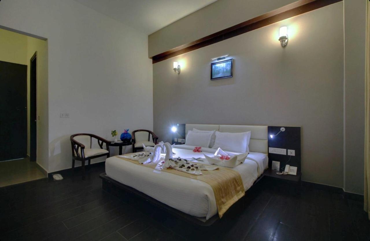 Corbett Tusker Trail Hotell Kashipur Exteriör bild