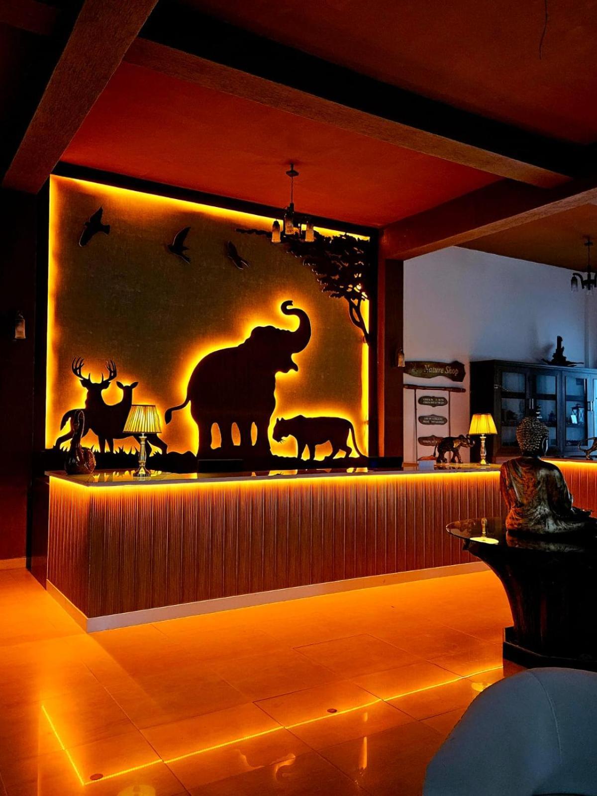 Corbett Tusker Trail Hotell Kashipur Exteriör bild