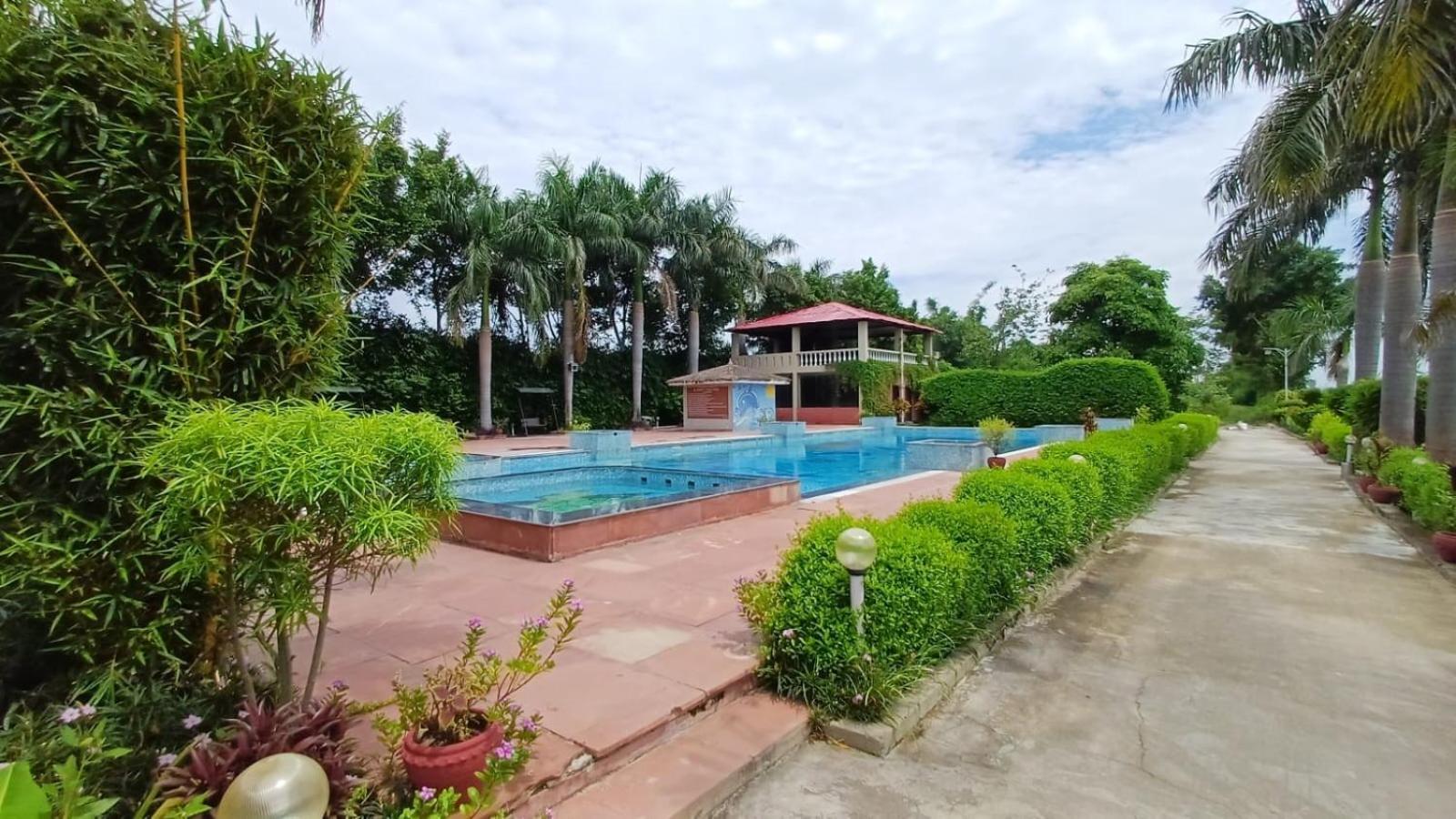 Corbett Tusker Trail Hotell Kashipur Exteriör bild